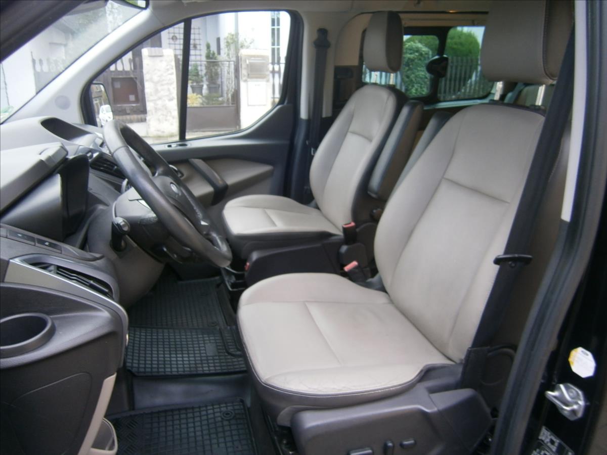 Ford Tourneo Custom