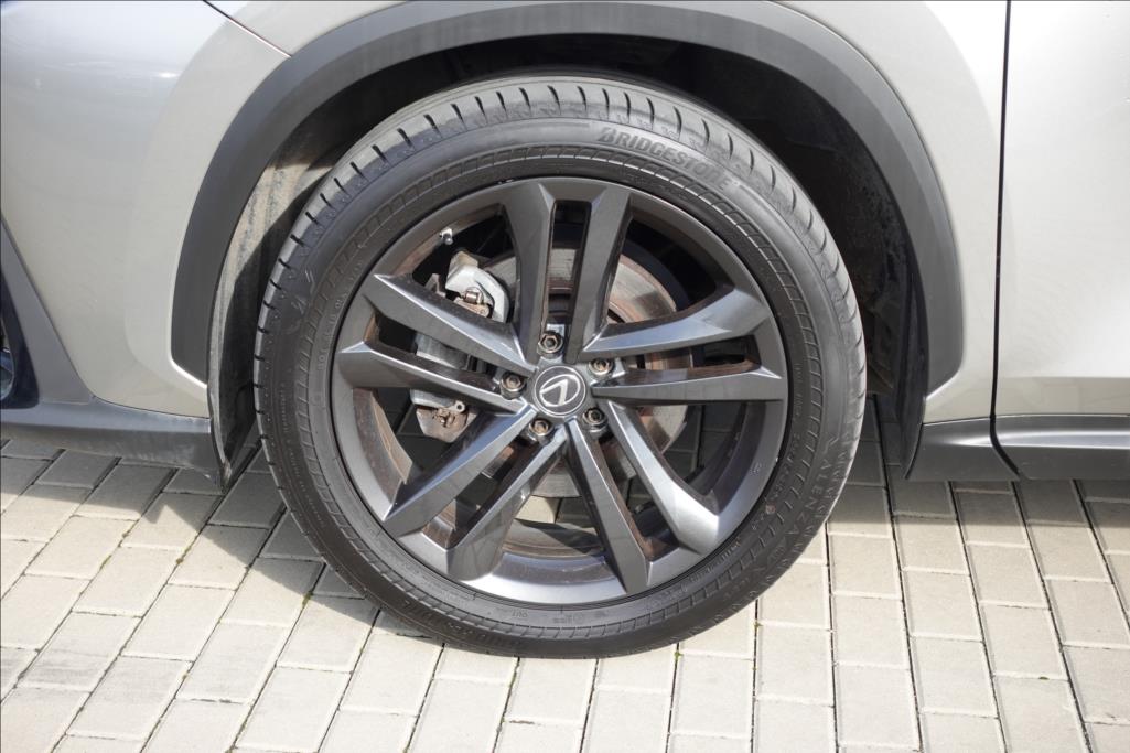 Lexus NX 350h