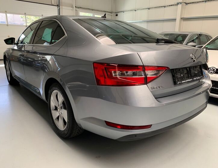 Škoda Superb 4