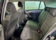 Volkswagen Golf 11