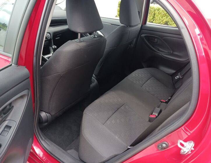Toyota Yaris 11