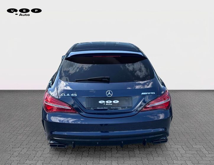 Mercedes-Benz CLA 4