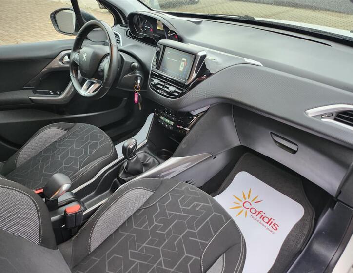Peugeot 2008 21