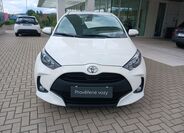 Toyota Yaris 9