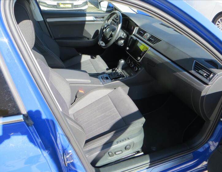 Škoda Superb 11