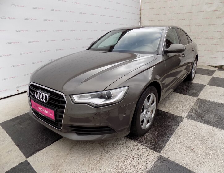 Audi A6 1