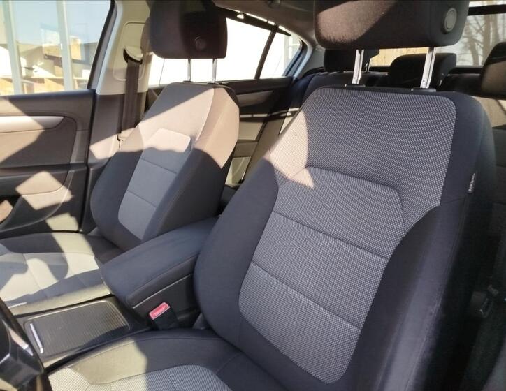 Volkswagen Passat 18