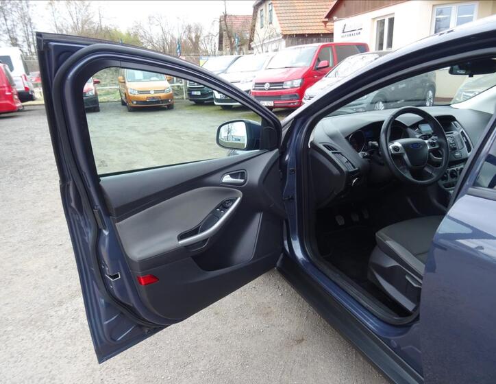 Ford Focus 22