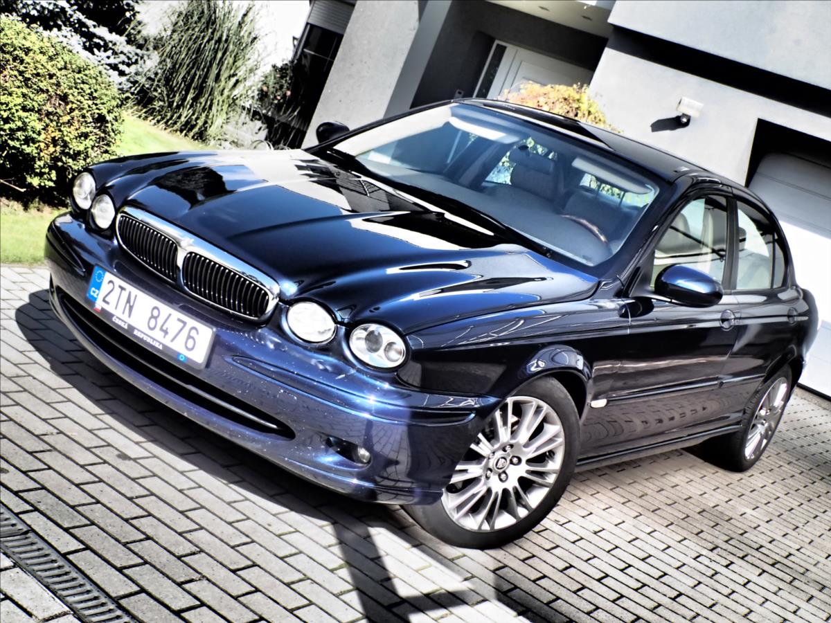 Jaguar X-Type