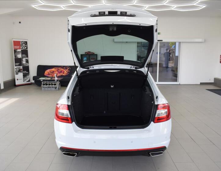 Škoda Octavia 12