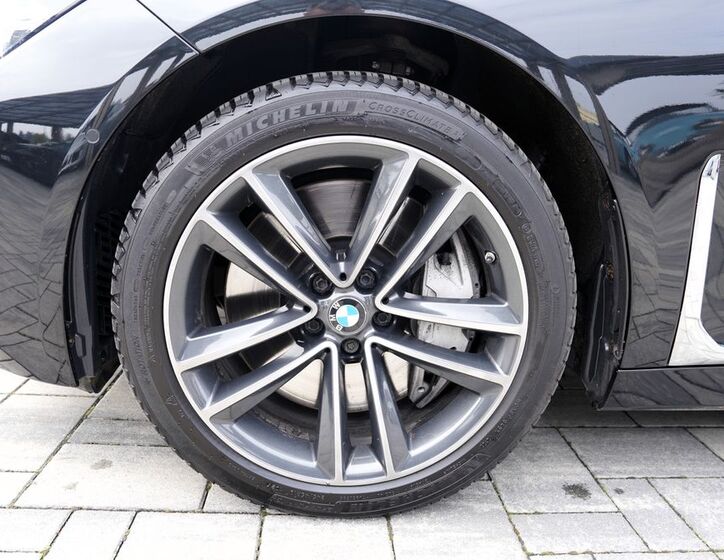 BMW Řada 7 14