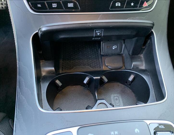 Mercedes-Benz Třídy E 27