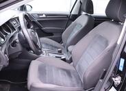 Volkswagen Golf 11