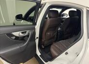 Infiniti FX30 39