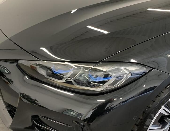 BMW i4 5