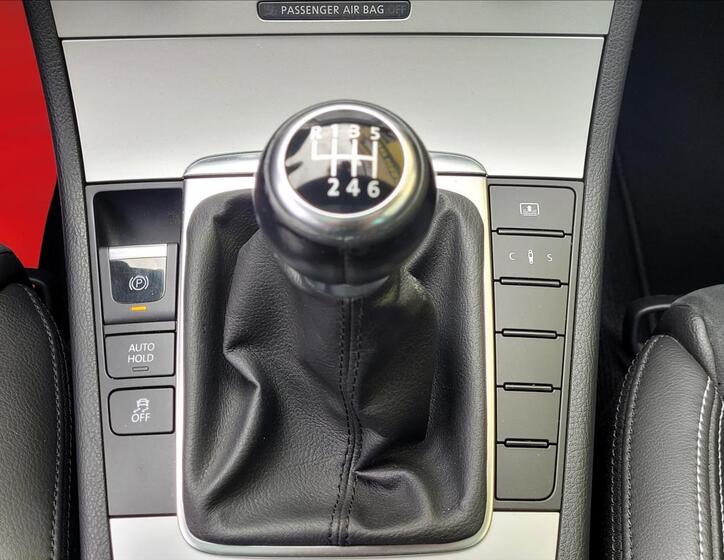 Volkswagen Passat CC 37