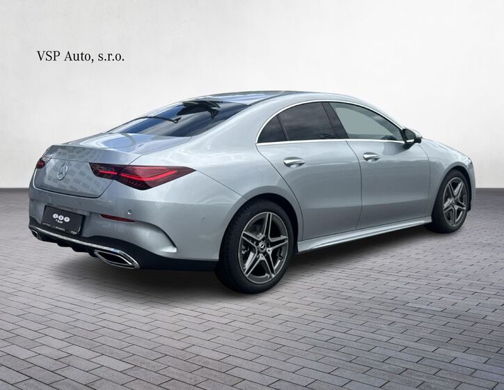 Mercedes-Benz CLA 5