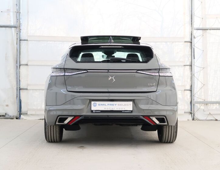 DS Automobiles DS4 7