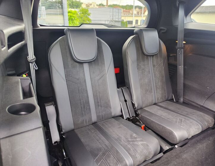 Peugeot 5008 11
