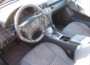 Mercedes-Benz Třídy C 12