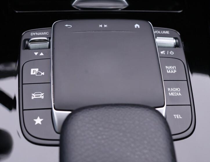 Mercedes-Benz CLA 35