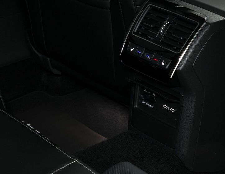 Škoda Superb 18