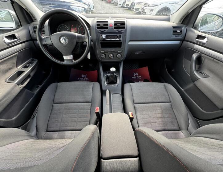 Volkswagen Golf 10
