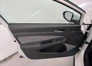 Volkswagen Golf 27