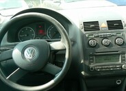 Volkswagen Touran 11