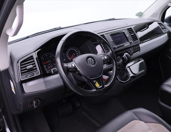 Volkswagen Multivan 31
