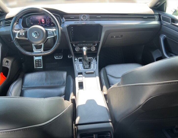 Volkswagen Arteon 9