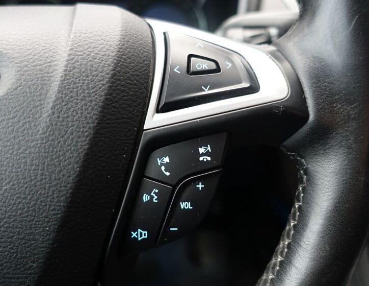 Ford Mondeo 23
