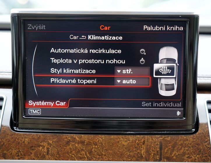 Audi A8 38