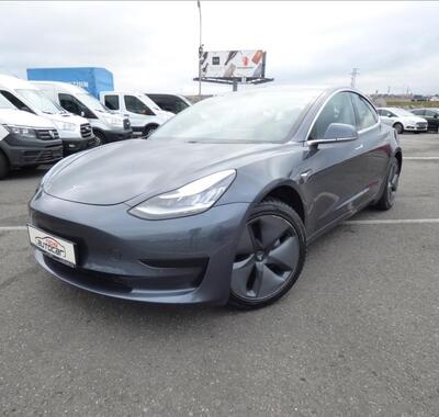 Tesla Model 3 6