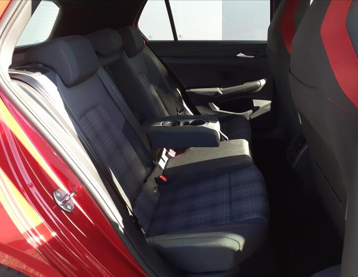 Volkswagen Golf 22