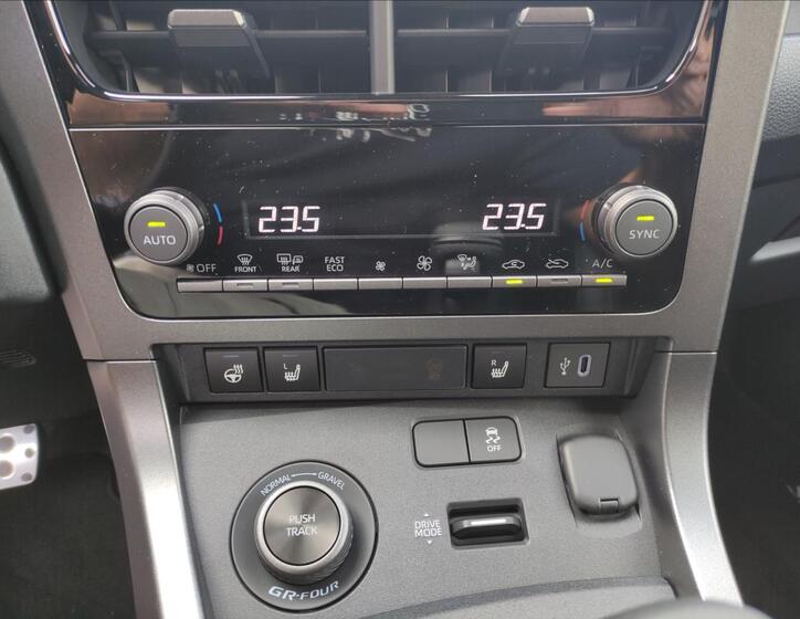 Toyota GR Yaris 14