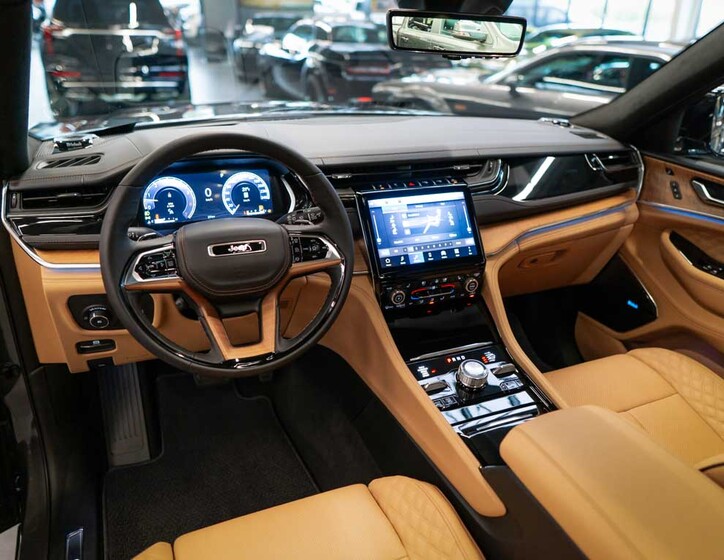 Jeep Grand Cherokee 24