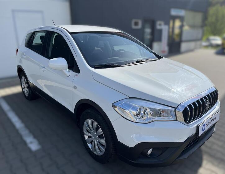 Suzuki SX4 S-Cross 3