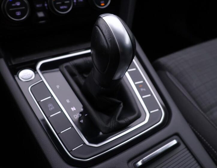 Volkswagen Passat 30