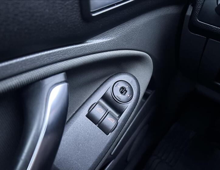 Ford C-MAX 19