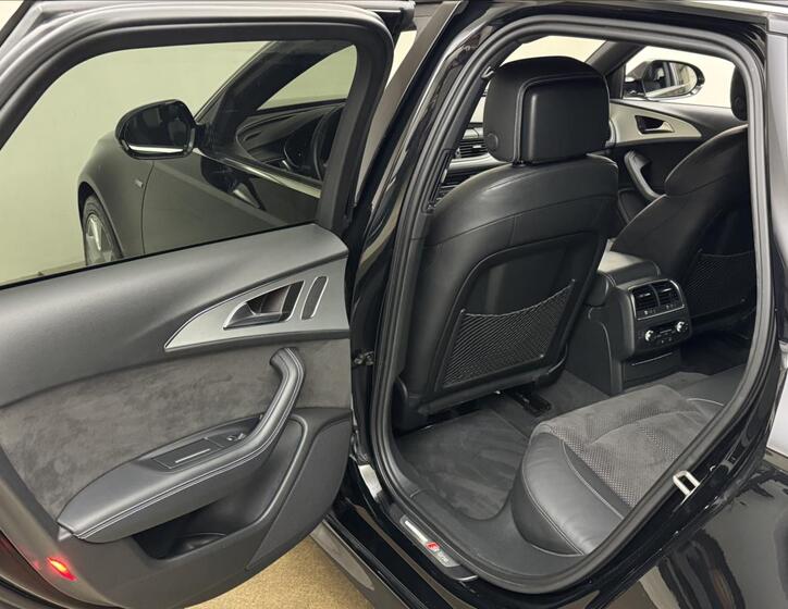 Audi A6 44