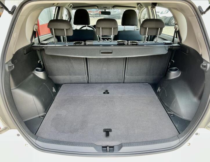 Toyota Verso 14