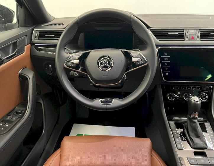 Škoda Superb 23
