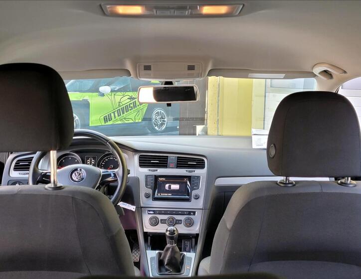 Volkswagen Golf 19