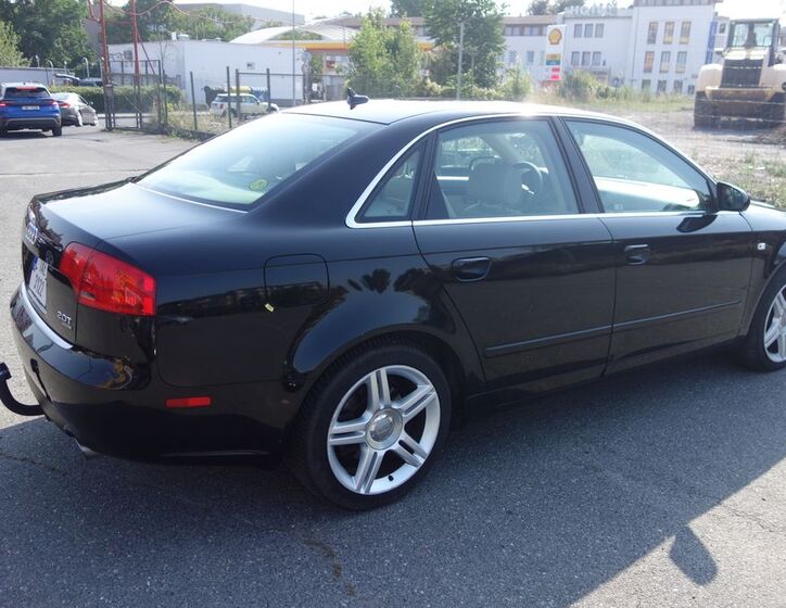 Audi A4 9