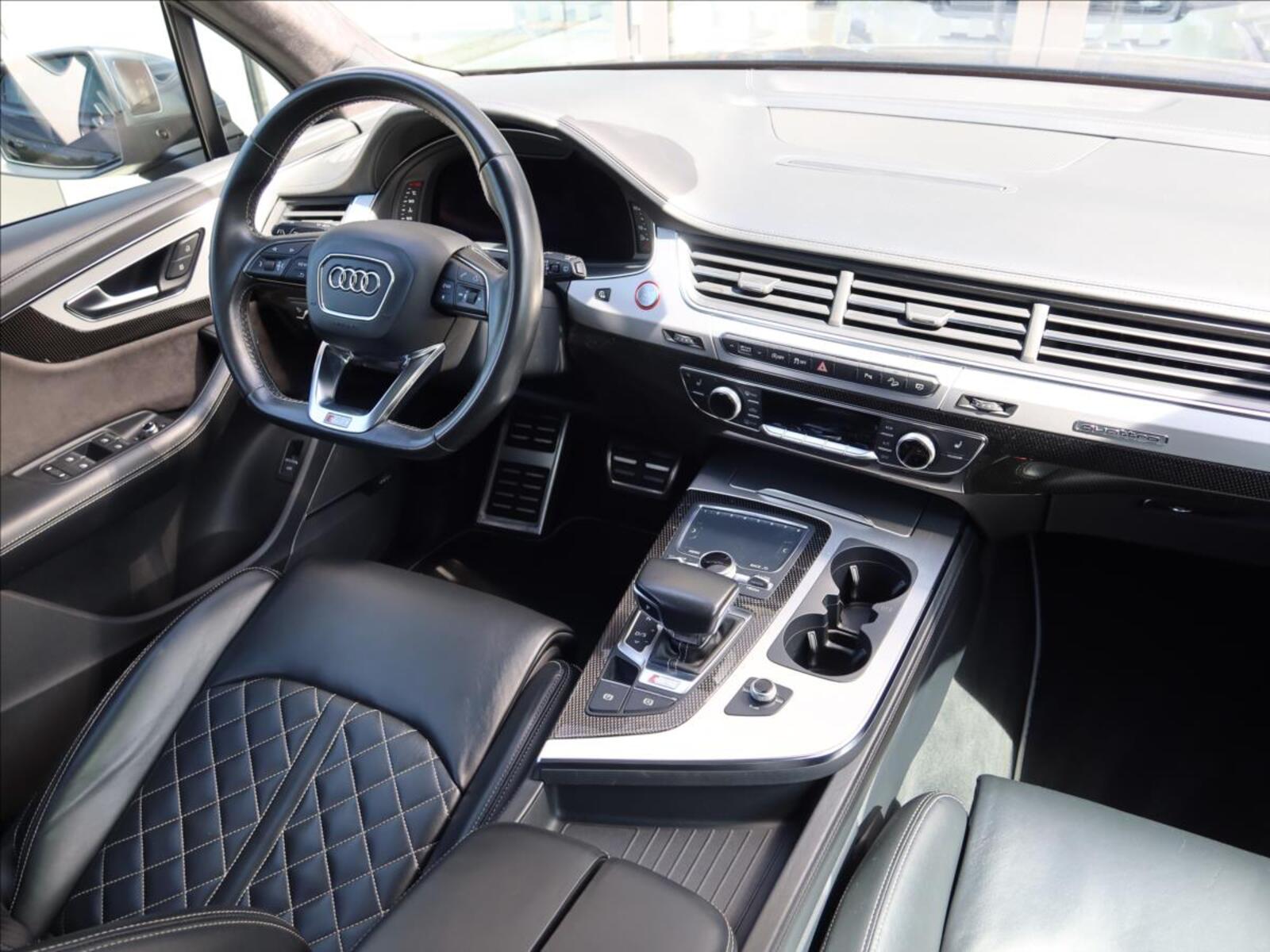 Audi SQ7 17