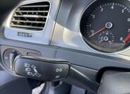 Volkswagen Golf 23