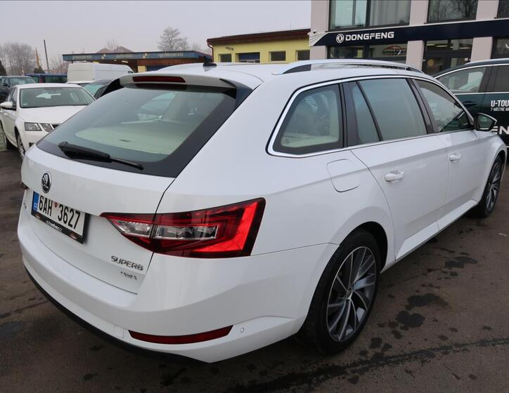 Škoda Superb 3