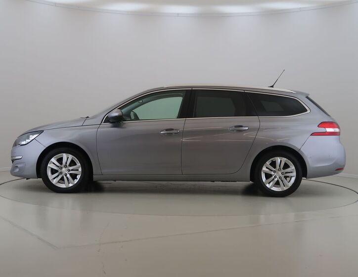 Peugeot 308 8