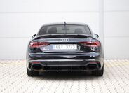 Audi RS5 6